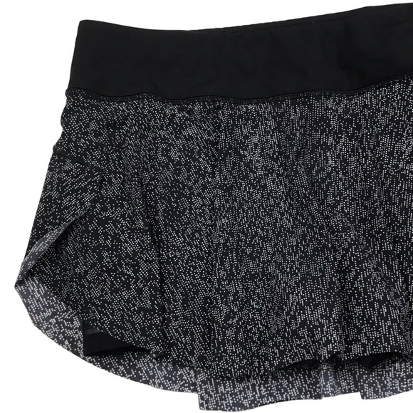 Lululemon Final Lap Skort Black White EUC - Picture 8 of 13